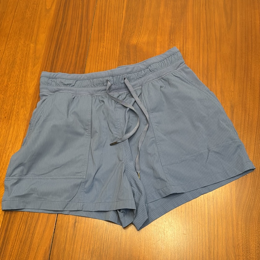 Dance Studio High-Rise Women's Shorts